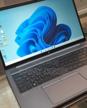 New Laptop HP 32GB Intel Core I7 SSD 512GB