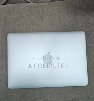 New Laptop Apple MacBook Pro 2015 8GB Intel Core I5 SSD 128GB