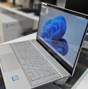 New Laptop HP Envy 13 4GB Intel Core I5 SSD 256GB