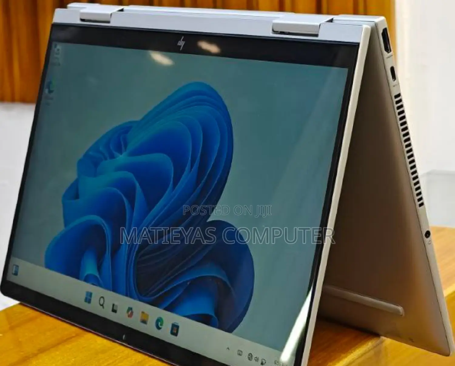 New Laptop HP Envy X360 16GB Intel Core I7 SSD 1T