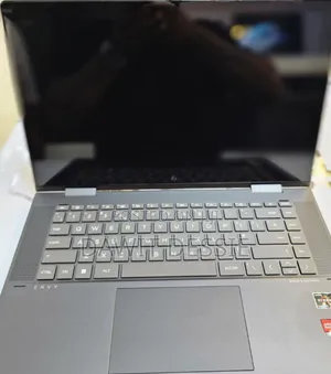 New Laptop HP Envy X360 8GB AMD Ryzen 5 SSD 256GB