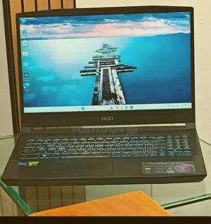 New Laptop MSI Katana 15 16GB Intel Core i7 SSD 1T
