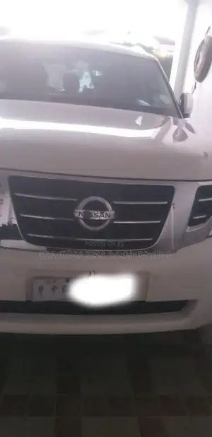 Nissan Patrol 2018 White