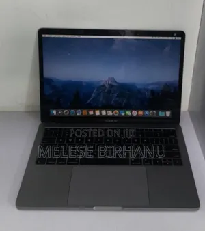 New Laptop Apple MacBook Pro 2017 8GB Intel Core I5 SSD 128GB