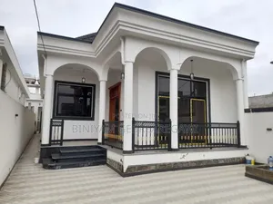 6bdrm Villa in House, Yeka for rent