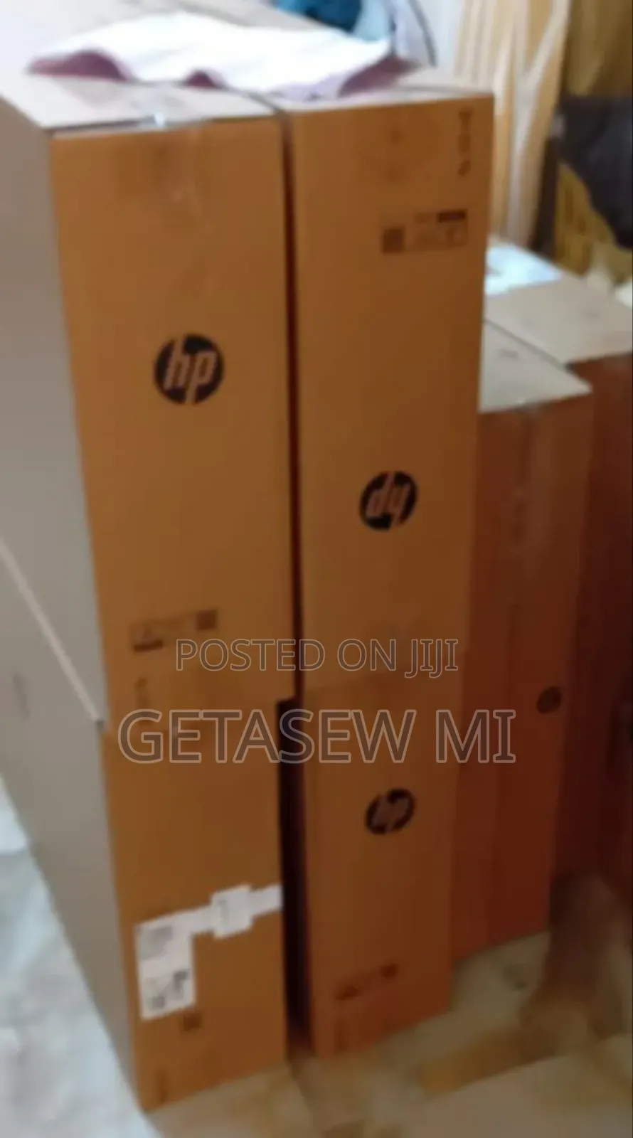 New HP 200 G4 22 All-in-One 8GB Intel Core i7 SSD 512GB