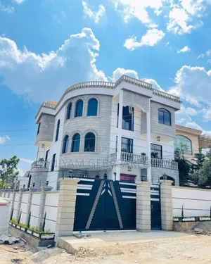 9bdrm House in B+G+2, Yeka for rent