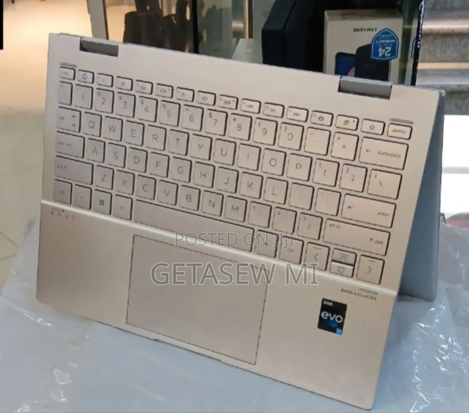 New Laptop HP Envy x360 8GB Intel Core i7 SSD 512GB