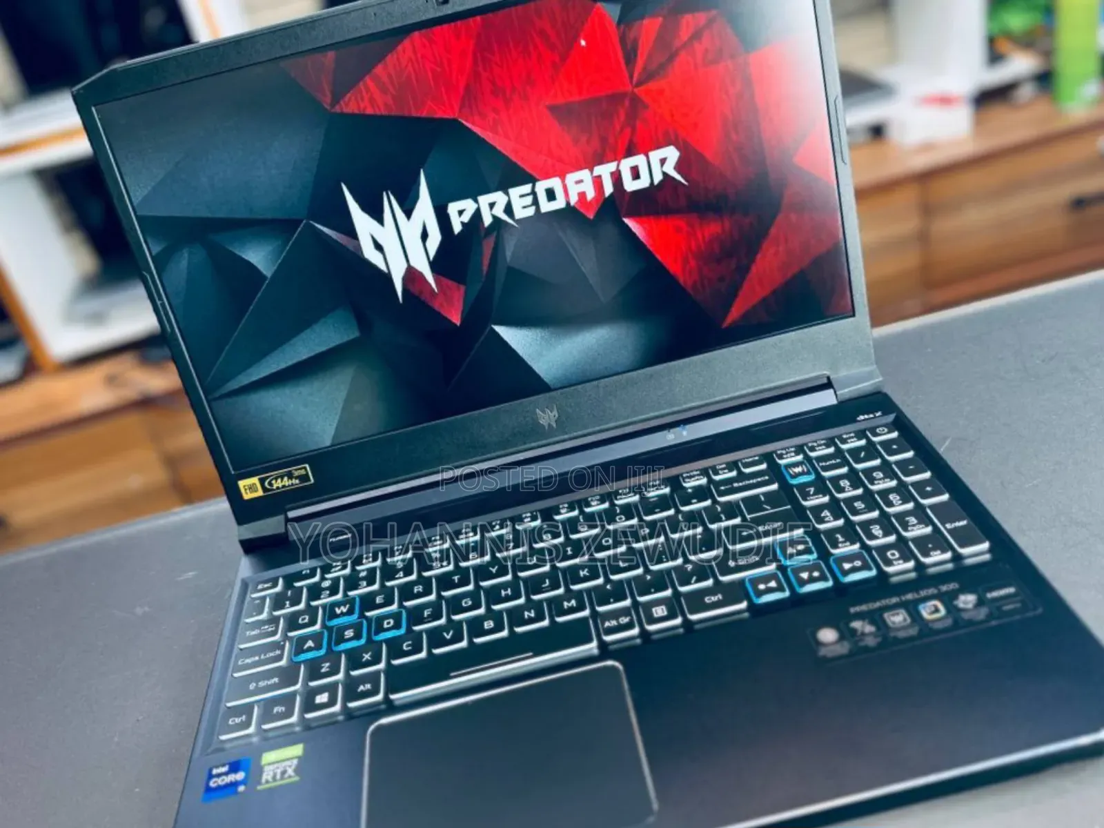 New Laptop Acer Predator Helios 300 16GB Intel Core i9 SSD 512GB