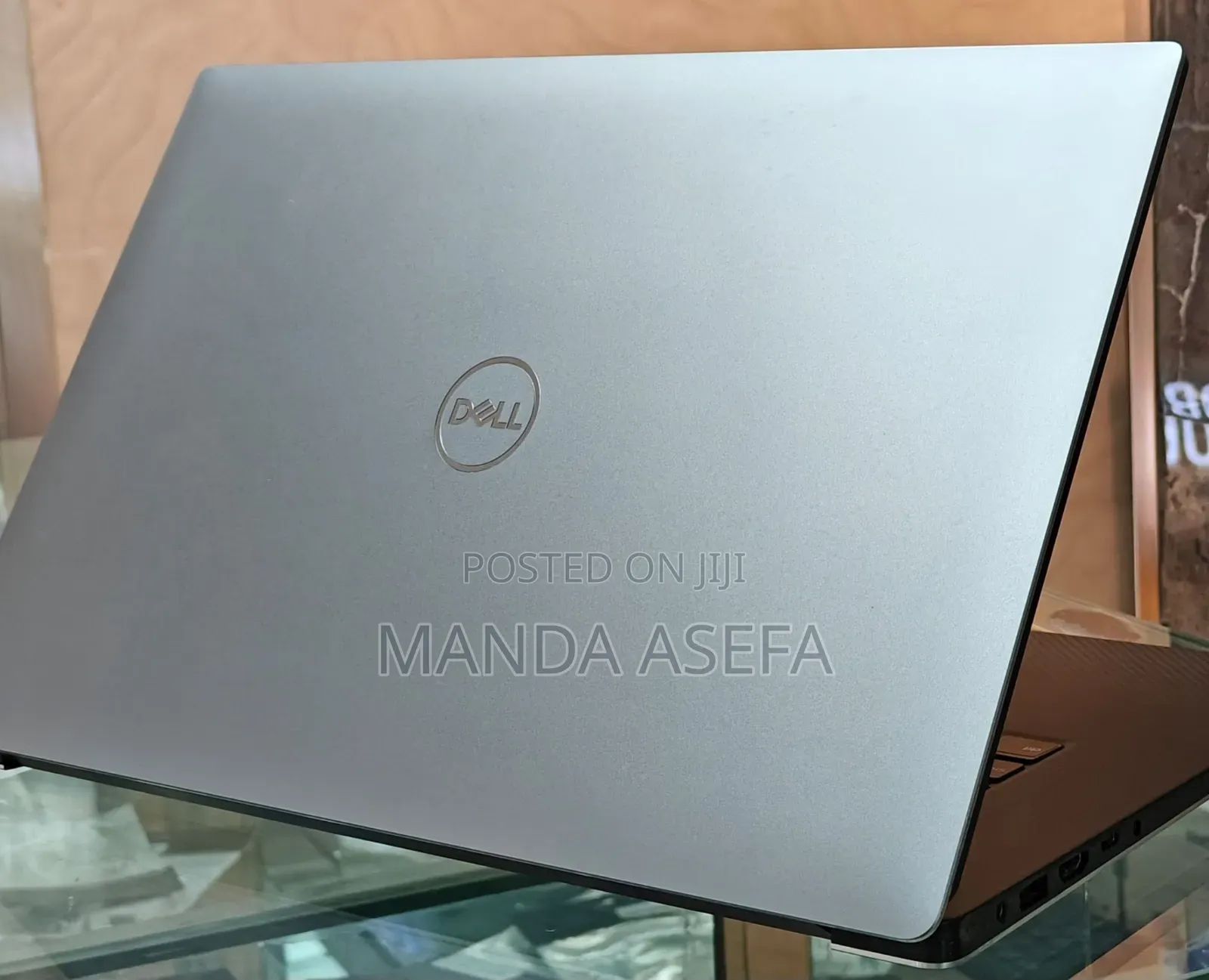 New Laptop Dell Precision 5540 16GB Intel Core I7 SSD 512GB