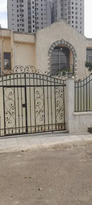 Furnished 4bdrm House in Gift Real State, Yeka for sale