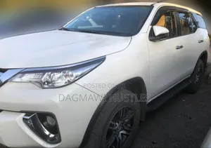 Toyota Fortuner 2.8 D AWD 2020 White