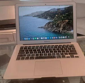 New Laptop Apple MacBook Air 8GB SSD 256GB