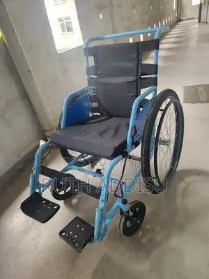 Folded Wheelchair癲同medical Heavy Duty Very Strong Wheelchair