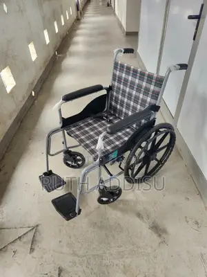 Foldable With Big Wheels at the Back and Mini Wheels Wheelchair New