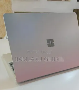 New Laptop Microsoft Surface Laptop 8GB Intel Core I5 SSD 128GB