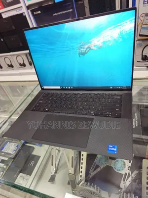 New Laptop Dell Precision 5570 32GB Intel Core i7 SSD 512GB