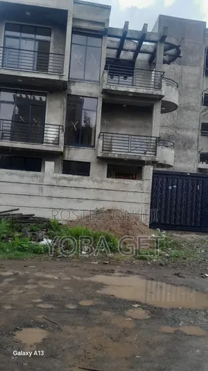 Furnished 9bdrm House in አስቸካይ የሚሸጥ ቤት, Akaky Kaliti for sale