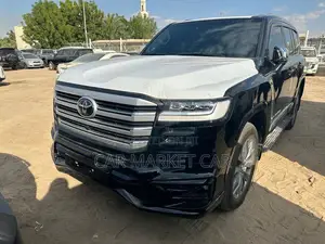 New Toyota Land Cruiser LC300 2023 Black