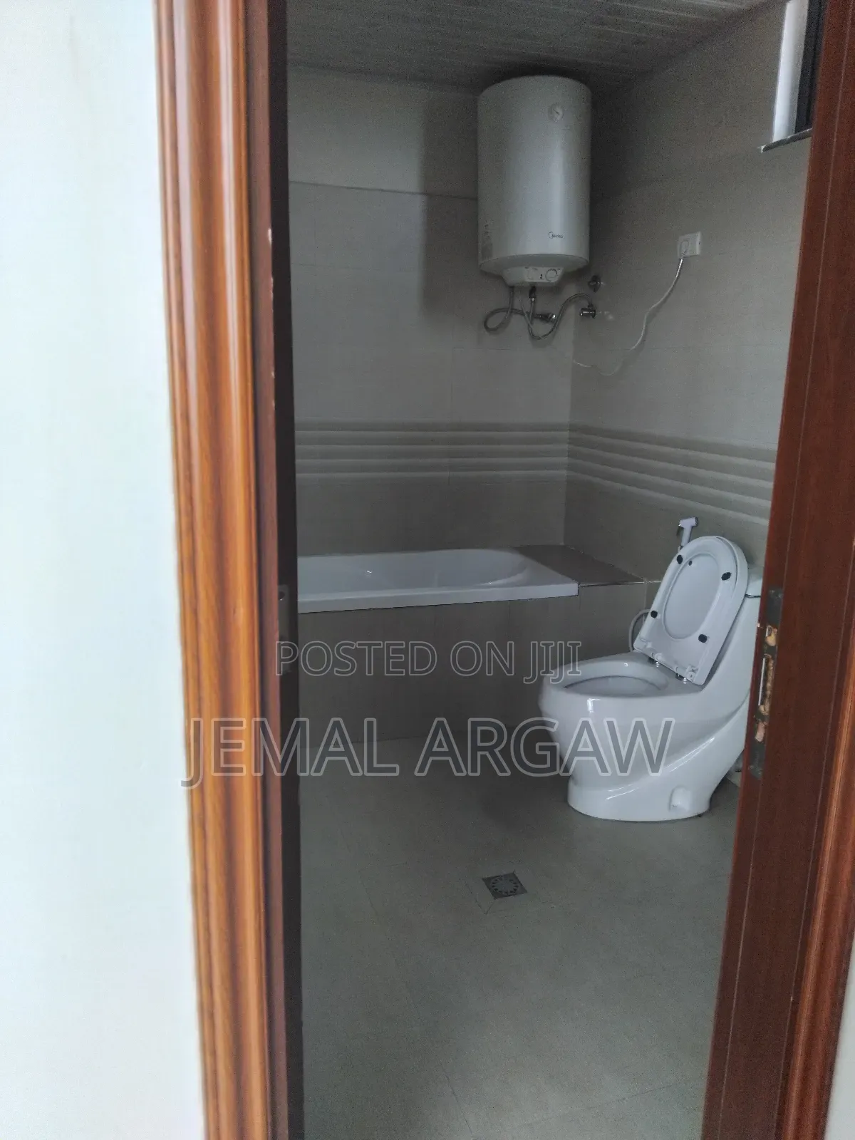 4bdrm Apartment in Noah Realestate, Bole for sale