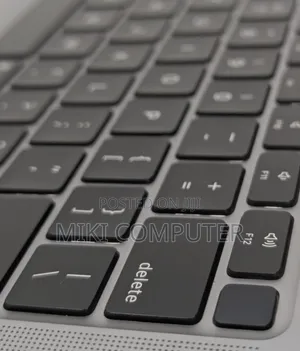 New Laptop Apple MacBook Air 2020 M1 8GB Intel SSD 256GB