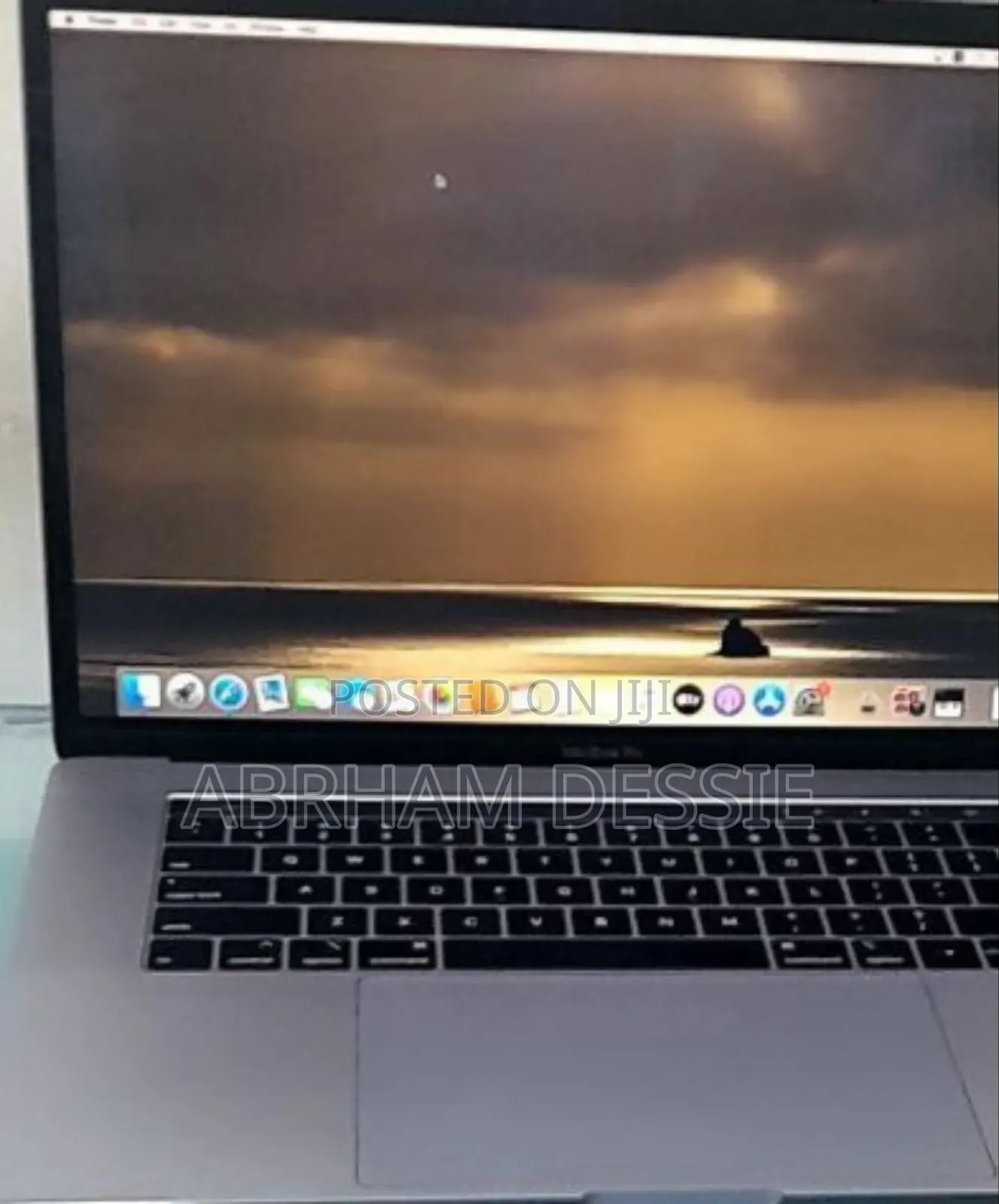 New Laptop Apple MacBook Pro 2019 32GB Intel Core I9 SSD 1T