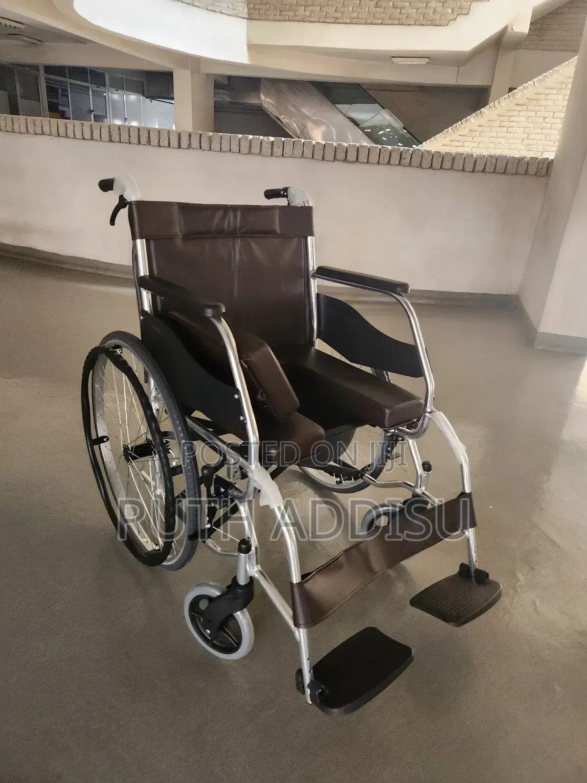 Wheelchair煞氣wheelchair隨著almunium Safe Medical Wheelchair煞食wheelchair