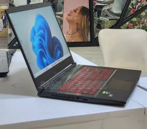 New Laptop MSI GF63 12GB Intel Core I5 SSD 512GB