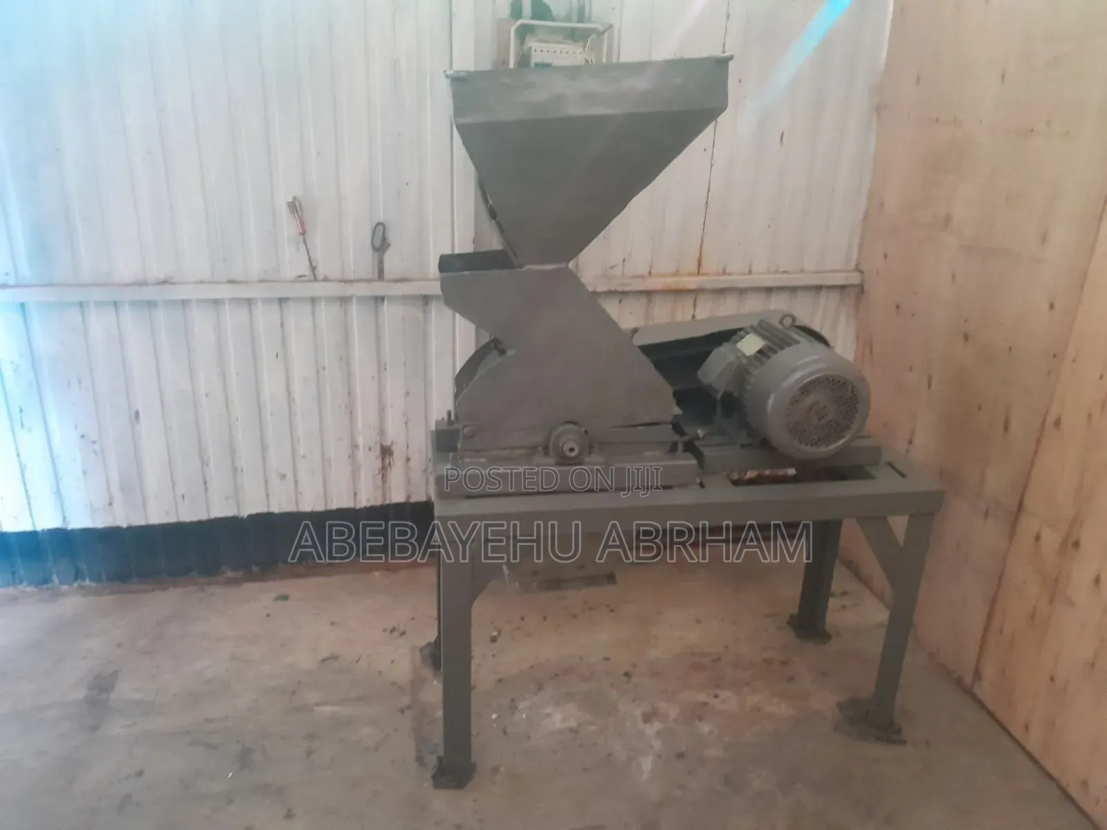 የጨው መፍጫ Salt Mill