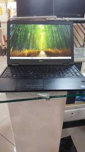 New Laptop Dell G15 5511 8GB Intel Core I7 SSD 256GB