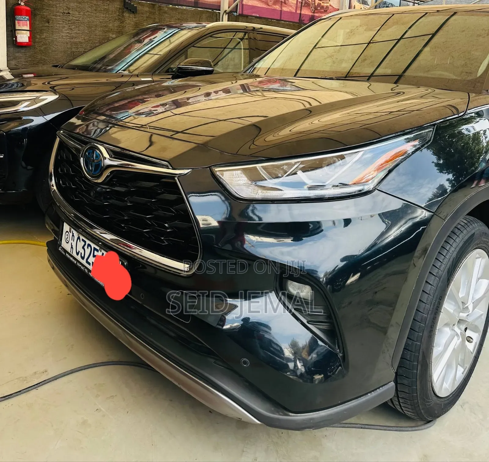 Toyota Highlander Hybrid 2022 Matt Black