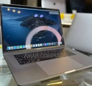 New Laptop Apple MacBook Pro 2019 32GB Intel Core I9 SSD 1T