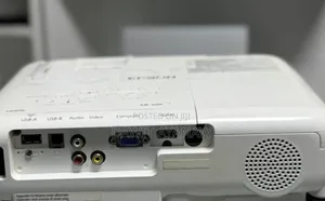 Epson Eb-S05