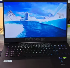 New Laptop HP Omen 17 16GB Intel Core I9 SSD 1T