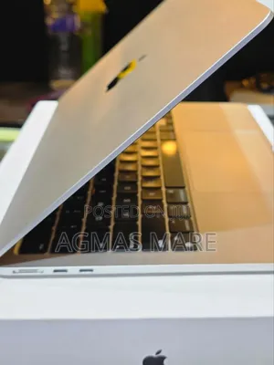 New Laptop Apple MacBook Air 16GB Apple M2 SSD 256GB