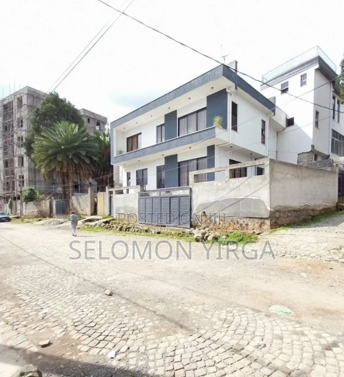 6bdrm House in Adis Ababa, Bole for sale