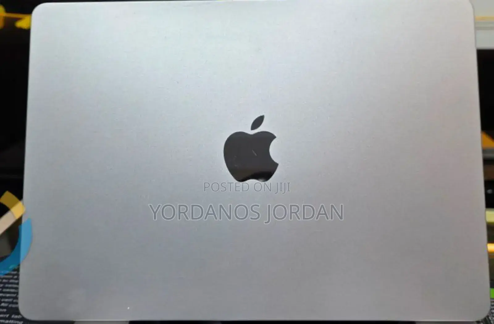 New Laptop Apple MacBook Air 2022 M2 16GB Apple M2 SSD 256GB