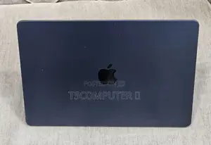New Laptop Apple MacBook Air 2022 M2 8GB Apple M2 SSD 512GB