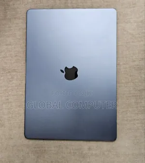New Laptop Apple MacBook Air 2022 M2 8GB Apple M2 SSD 512GB