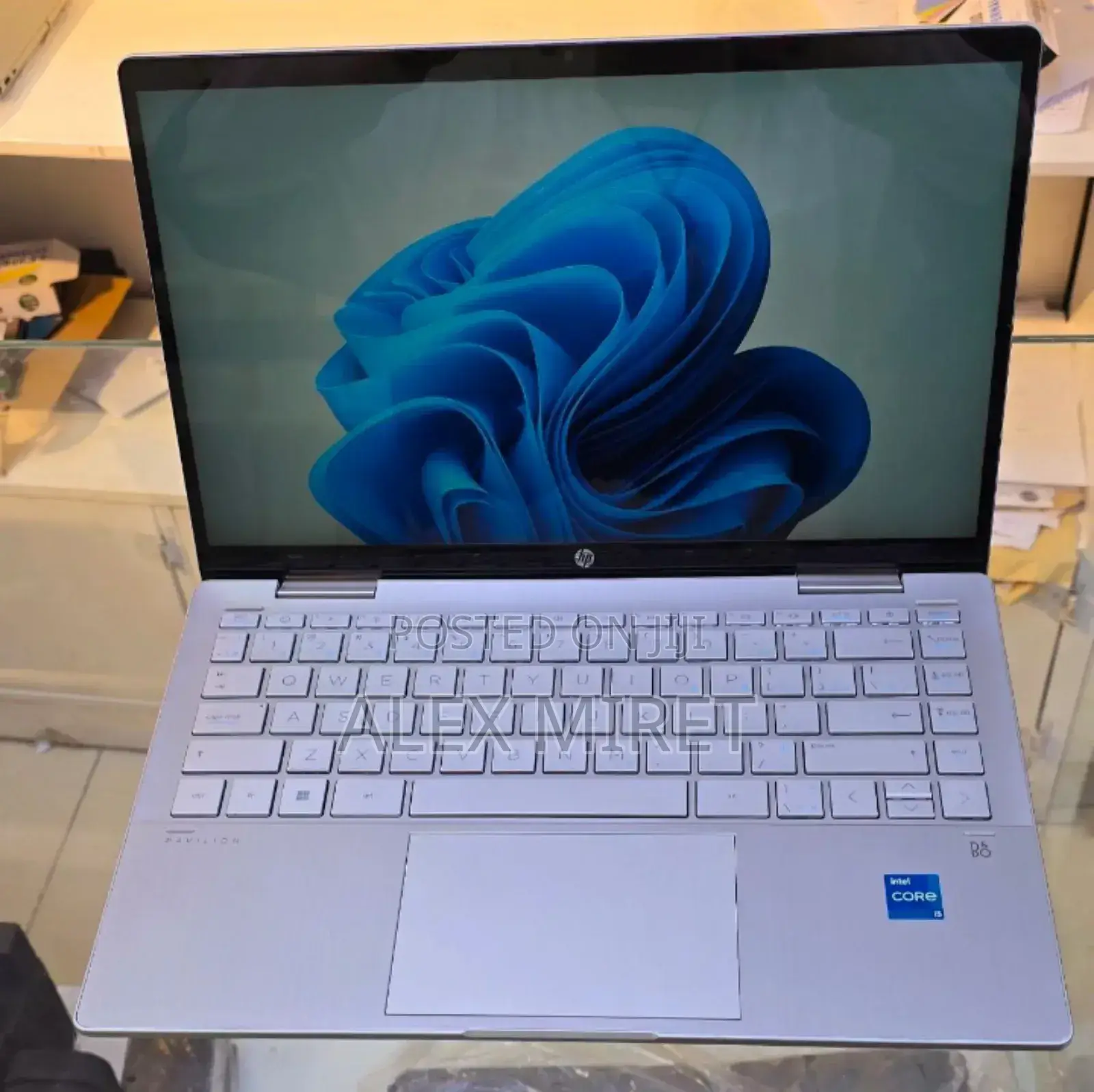 New Laptop HP Pavilion 15 8GB Intel Core I5 SSD 512GB