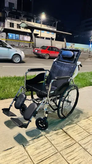 Toilet Wheelchair手wheelchair 山wheelchair 卜wheelchair 手wheelchair口wheel