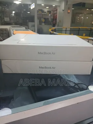 New Laptop Apple MacBook Air 2025 M4 13-Inch 24GB Apple M4 SSD 512GB