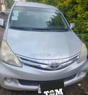 Toyota Avanza 2014 Silver