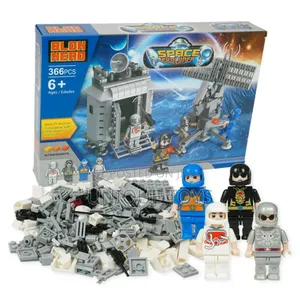 Space Explorer Interlocking Block Playset – 366 Pieces