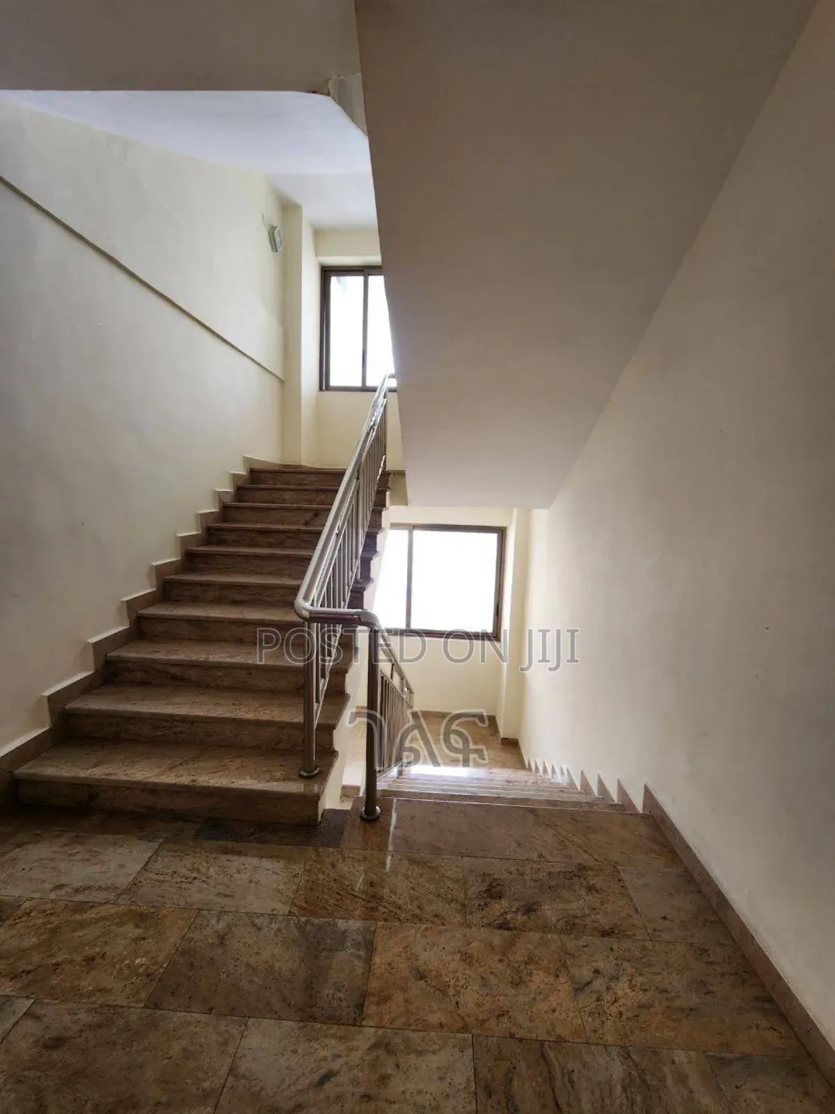 Furnished 3bdrm Apartment in ቡልጋሪያ : መብራት °, Bole for sale
