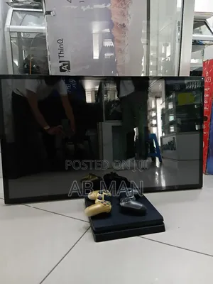 Ps4 Slim and Smart Tv