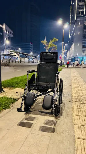 Toilet Wheelchair 手wheelchair 山wheelchair 廿wheelchair田wheelchair 手whee