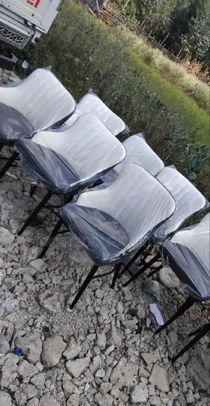 Comfortable Chairs for Hotel Restaurant Cafe