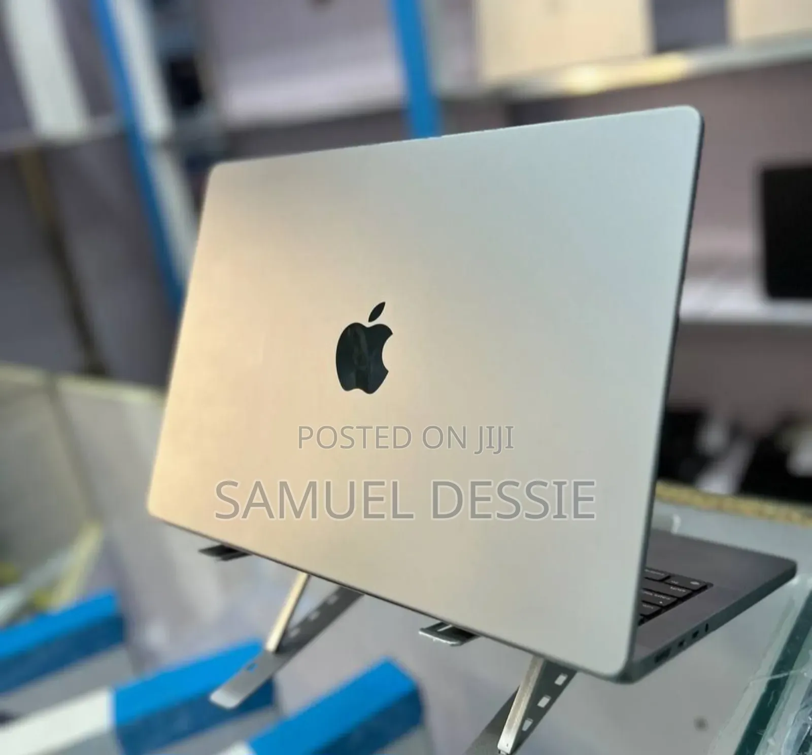 New Laptop Apple MacBook Pro 2021 M1 32GB Apple M1 Pro SSD 1T