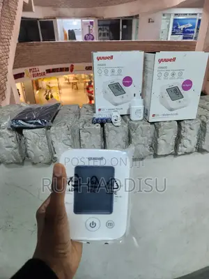 Digital Blood Pressuer Monitor求診new Bp Packed in Ethiopia Medical